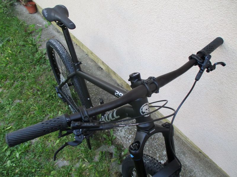 Nové 29" kolo RB CR 19", vidlice Suntour Mobie 34 air, Shimano SLX 1x12, BOOST pevné osy