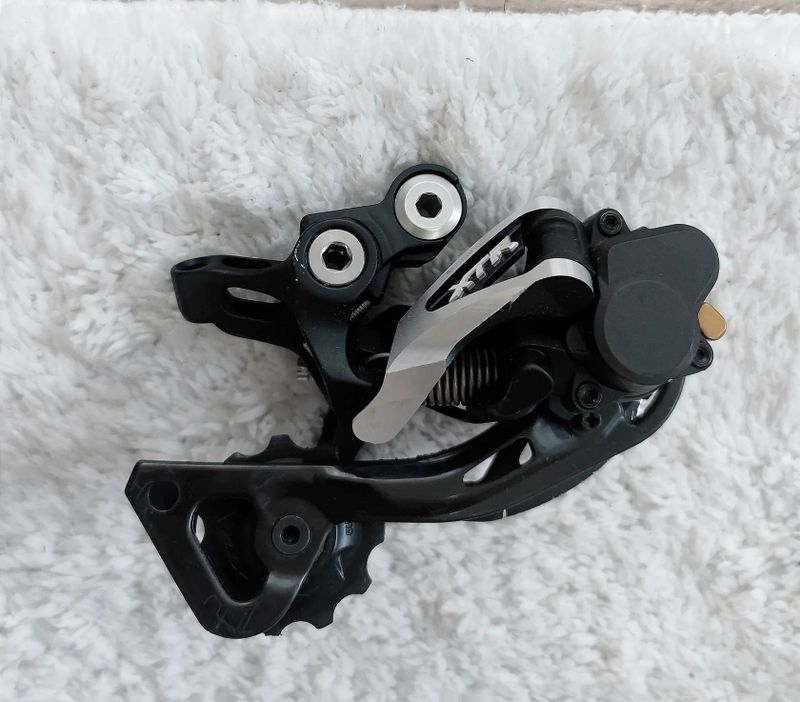 Shimano _XTR_carbon + XT razeni 10s