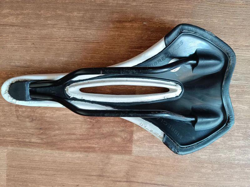 Sedlo Selle Italia SL