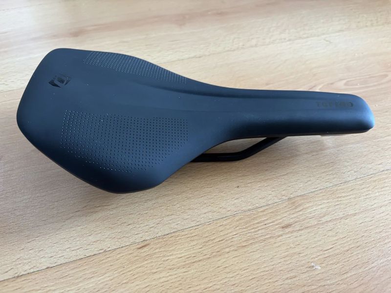 Sedlo syncross