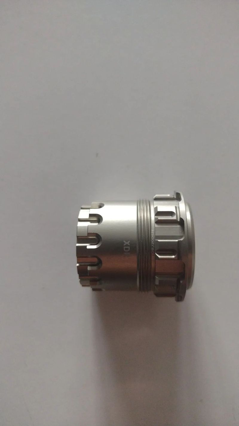 Prodám ořech SRAM XDR, eTap, keramika