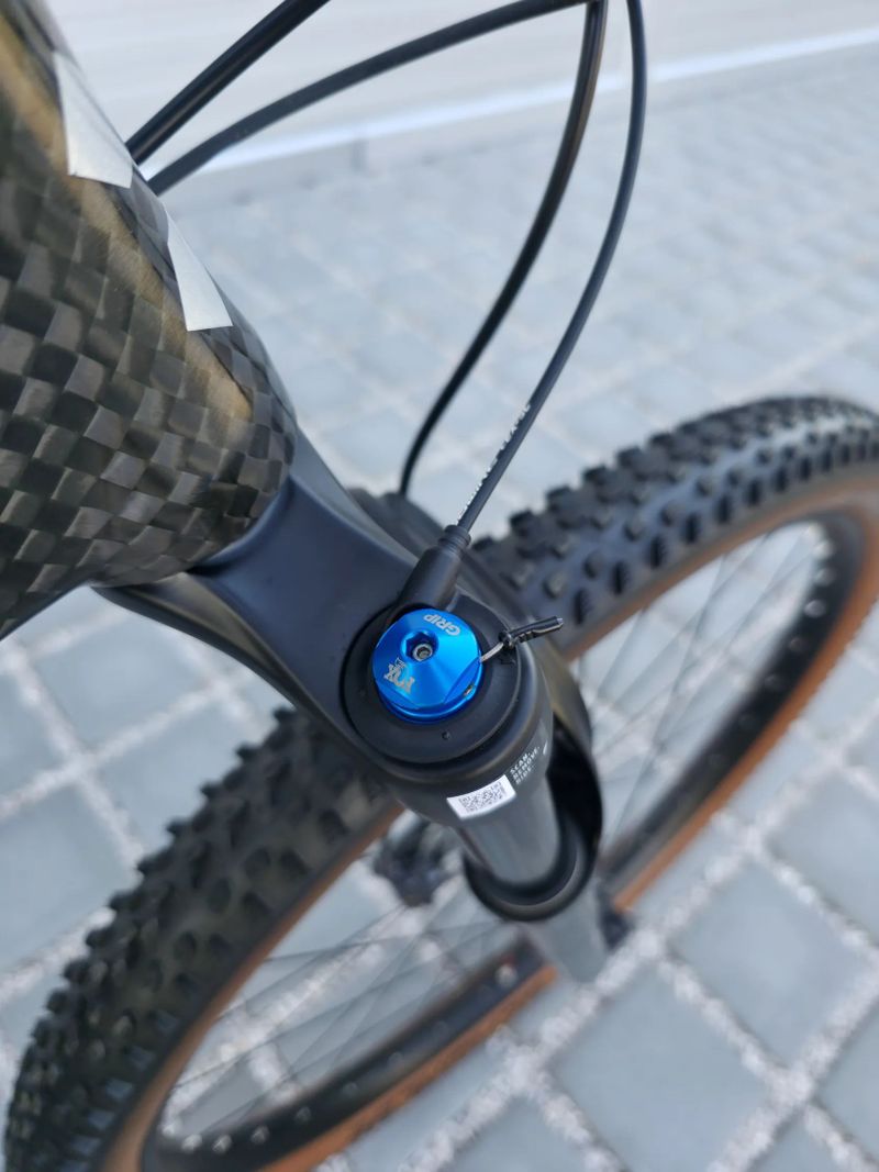 Horské kolo Leonardi Factory Racing DARKLITE Carbon 29″