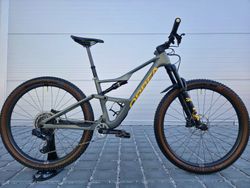 Horské kolo Orbea OCCAM SL M30 Spaceship green carbon 2024 29″