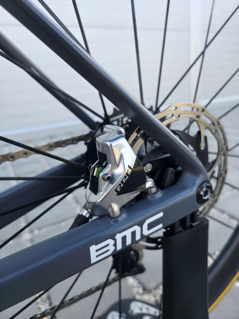 Silniční kolo BMC Teammachine SLR01 ONE Carbon 2020 SRAM RED eTap