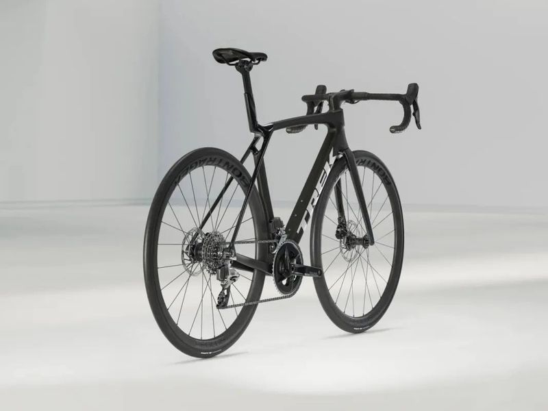 Trek Madone SL 6 AXS Gen 8, vel. M, L a XL, nové kolo