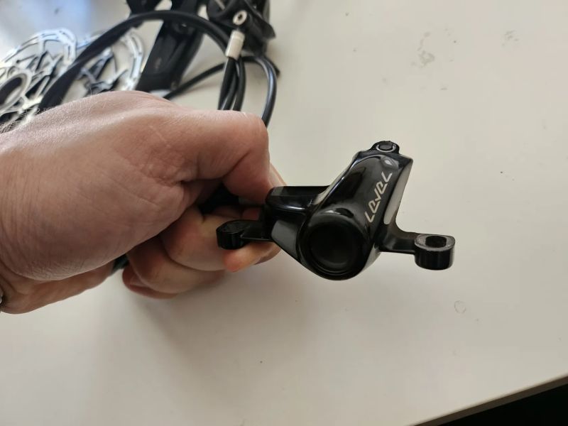 SRAM Level ULTIMATE