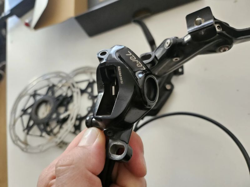 SRAM Level ULTIMATE