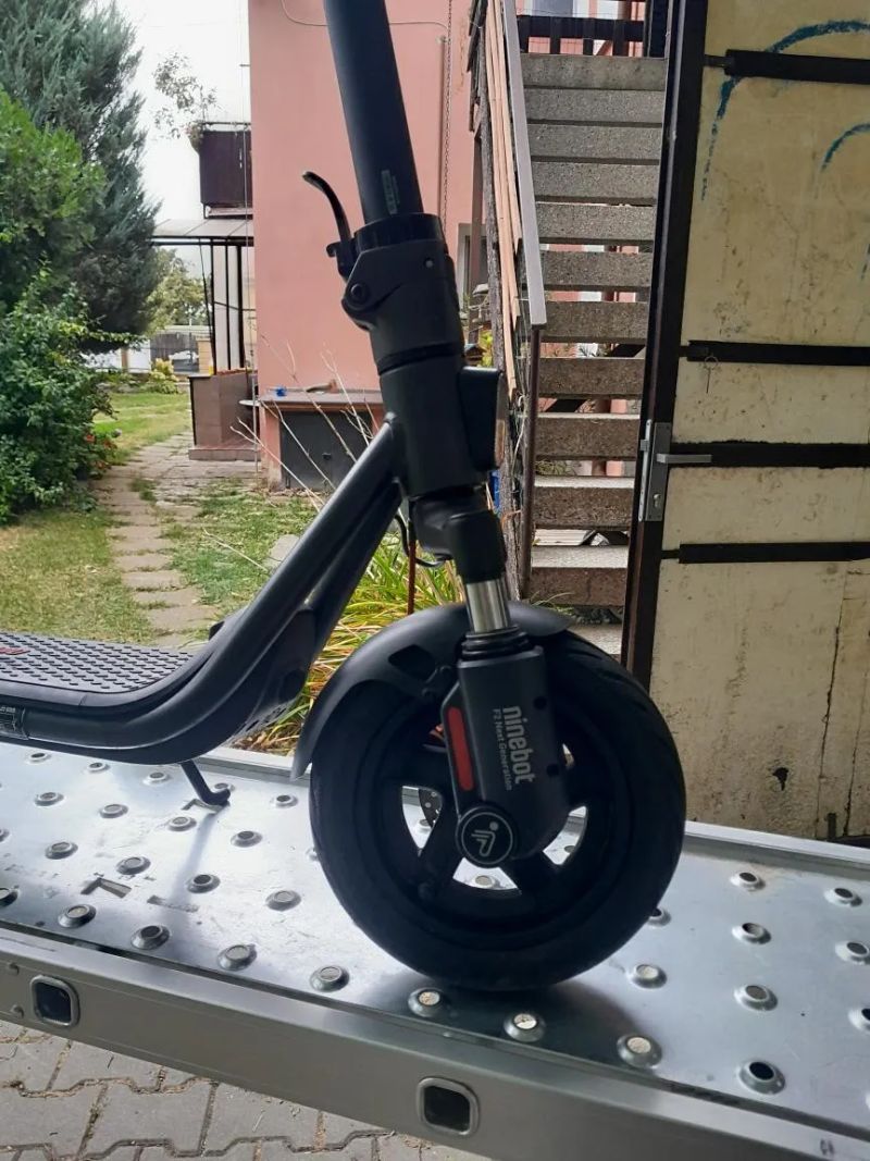 Prodám e - koloběžku Segway
