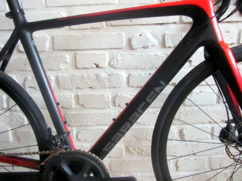 SARACEN AVRO na Shimano 105, 54 cm. Super stav