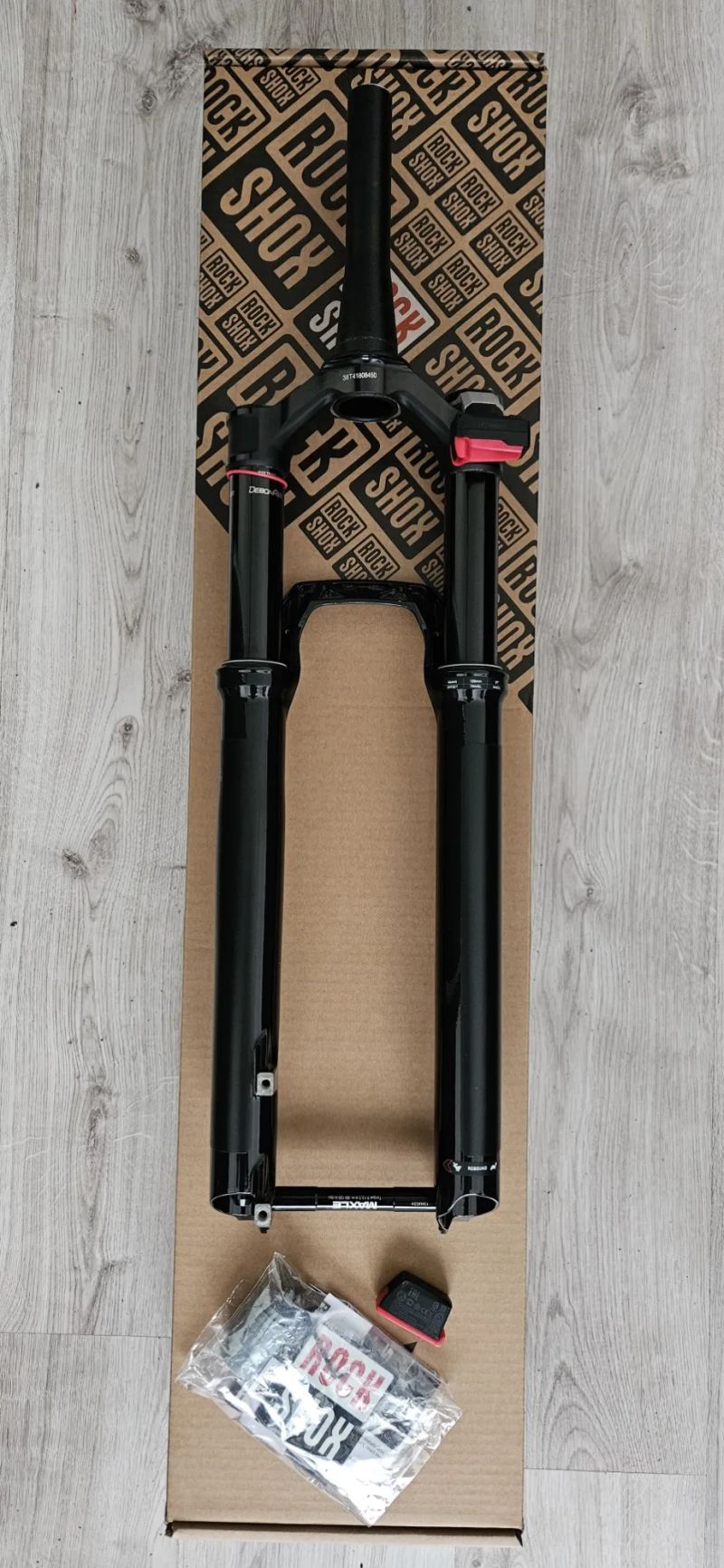 RockShox SID Ultimate Race Day 3P Flight Attendant
