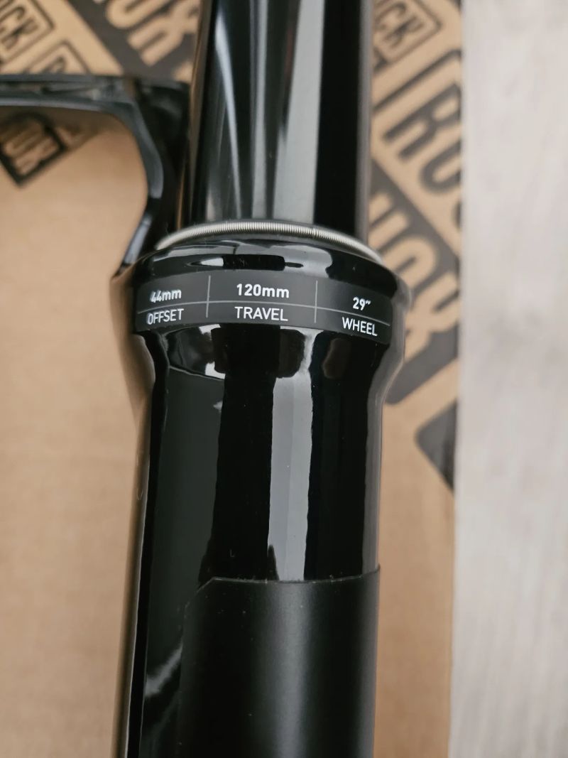 RockShox SID Ultimate Race Day 3P Flight Attendant