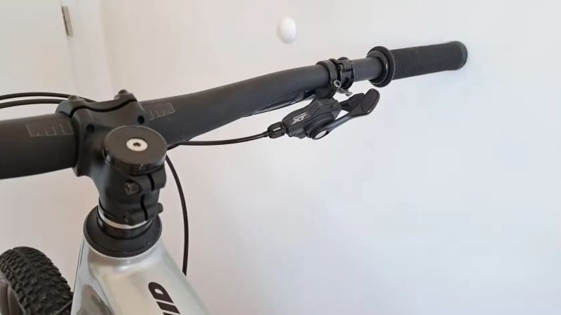 Norco Fluid FS A2 2023 XL Top komponenty, Akční Cena