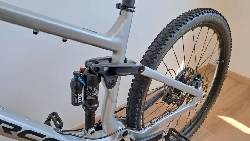 Norco Fluid FS A2 2023 XL Top komponenty, Akční Cena