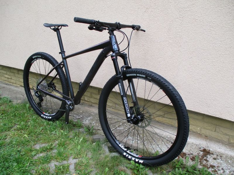 Nové 29" kolo na rámu MRX Sport TB25 19,5", Deore1x11, vzduch. vidlice Suntour Raidon, pevná osa