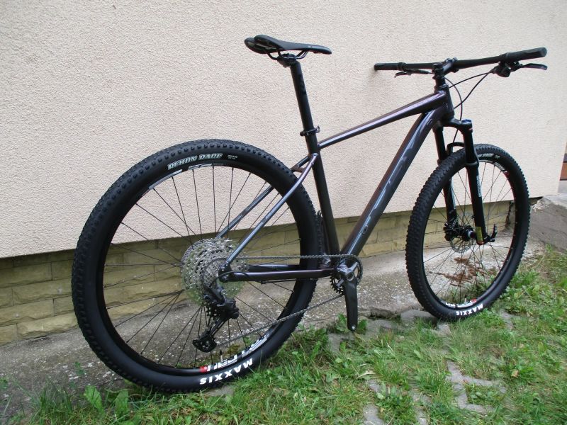 Nové 29" kolo na rámu MRX Sport TB25 19,5", Deore1x11, vzduch. vidlice Suntour Raidon, pevná osa