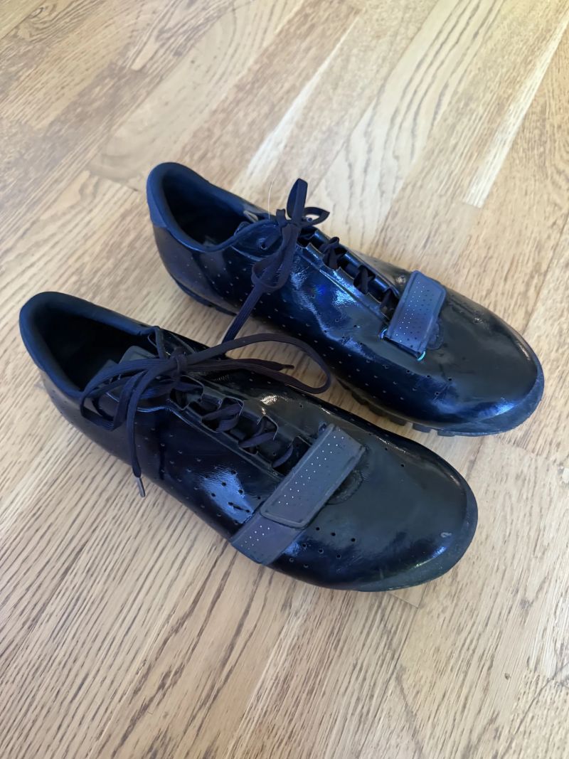 Rapha Explore 45.5, limitovaná edice Black Pearl