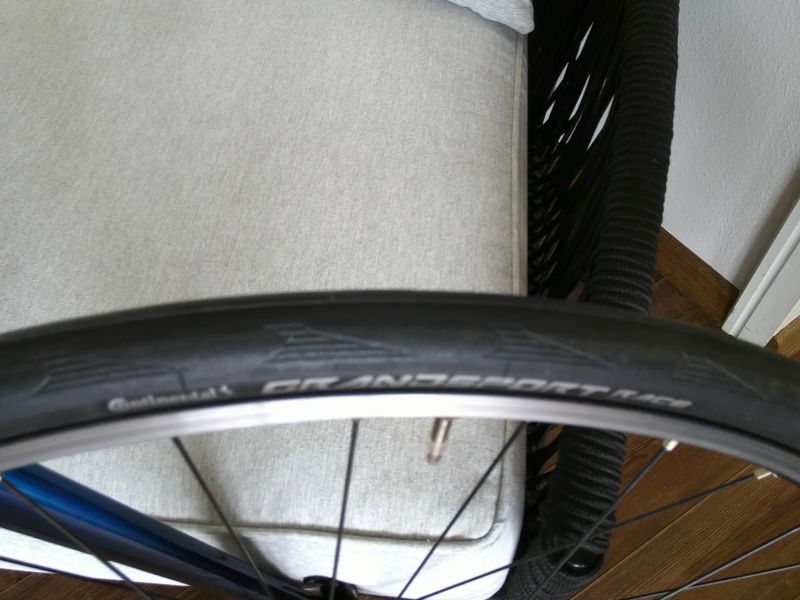 Continental Grand Sport Race SL, 25-622.