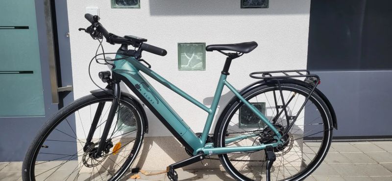 Decathlon ELOPS LD500E s nízkým rámem