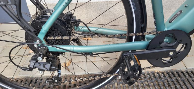 Decathlon ELOPS LD500E s nízkým rámem