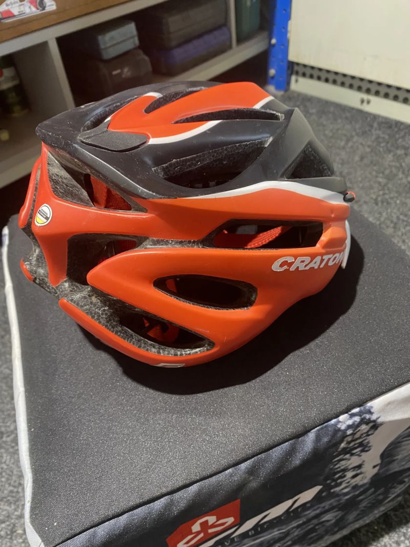 Přilba Cratoni Pacer velikost S-M 54 - 58 cm