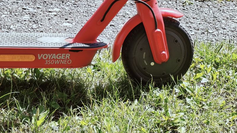 Elektrokoloběžka VOYAGER 350W NEO