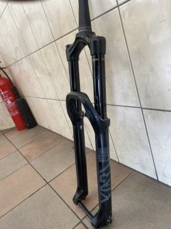 Rock Shox Yari 170mm