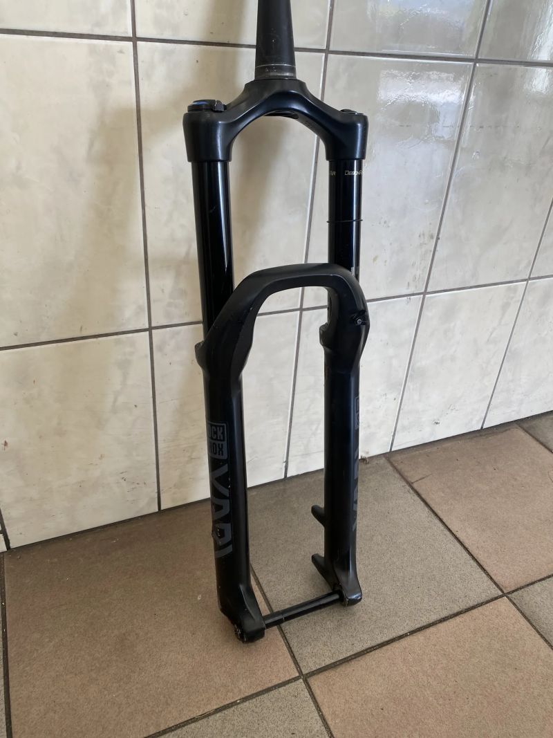 Rock Shox Yari 170mm