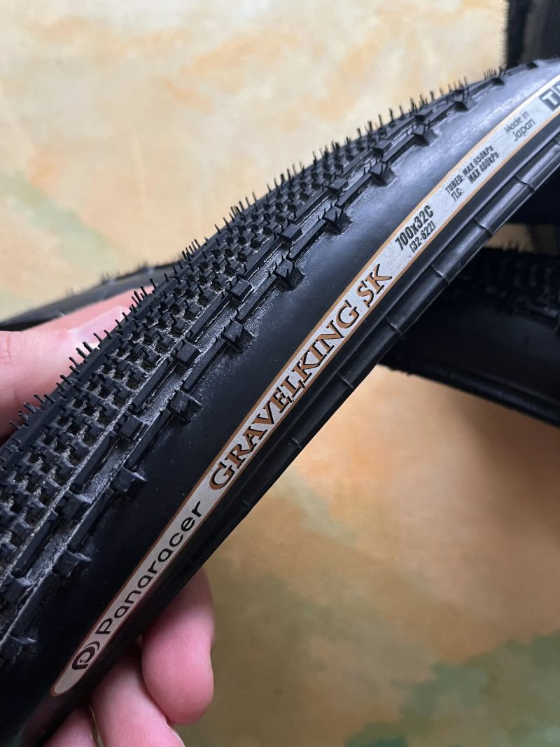 Pláště Panaracer GravelKing SK 700x35c + 700x32c – nové