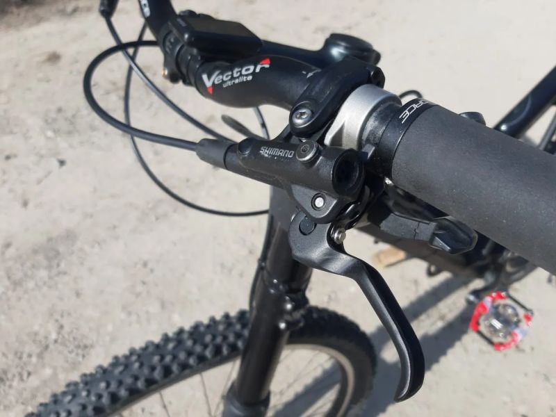 Cannondale SUPER V 700 SX
