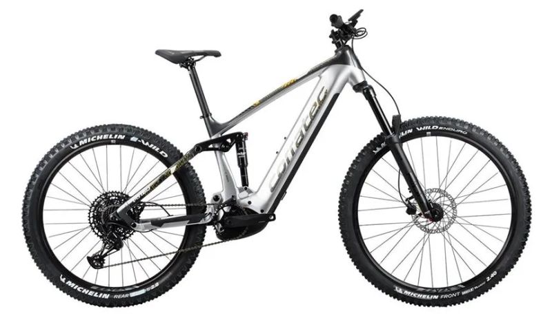 🔥🔥 SLEVA 46.000 -40% 🔥🔥 Corratec E-Power RS 160 CX6 LTD - XL Bosch smart 