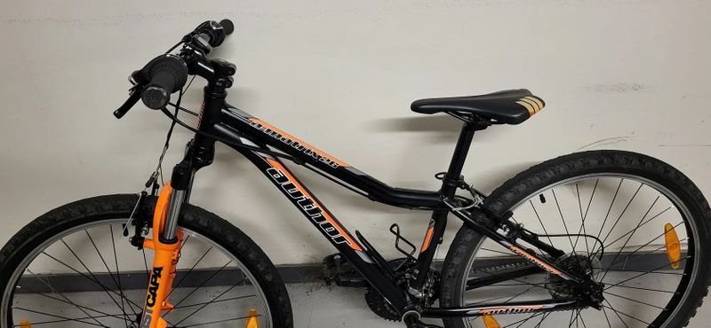 Author A-Matrix velikost kol 26"
