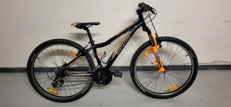 Author A-Matrix velikost kol 26"