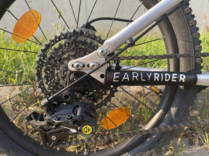 Early Rider Seeker 20 Brushed Aluminium