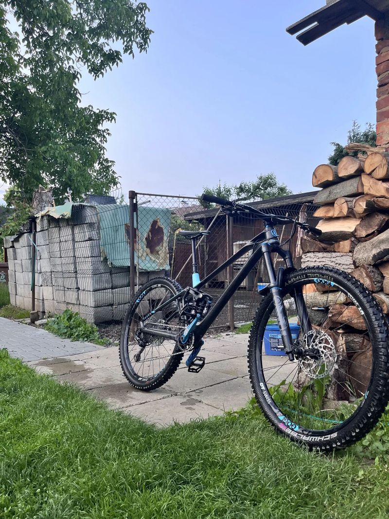Mondraker Foxy R - Karbon