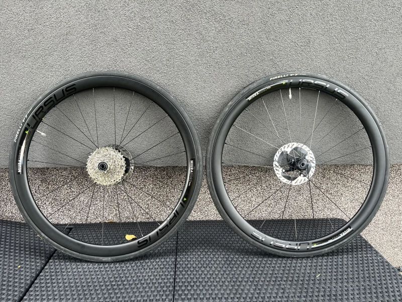 Karbonová kola Ursus Miura TC37 Disc CL
