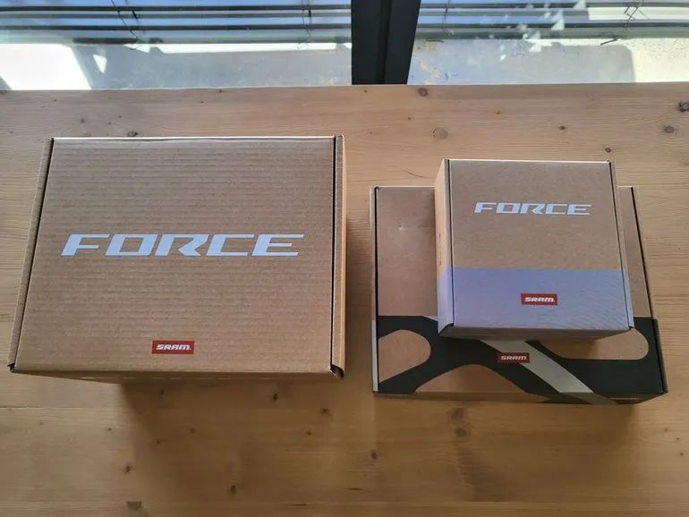 Sram Sada řazení Sram Force eTap AXS D2 Disc 2x12 rychlostí pro silniční kolo