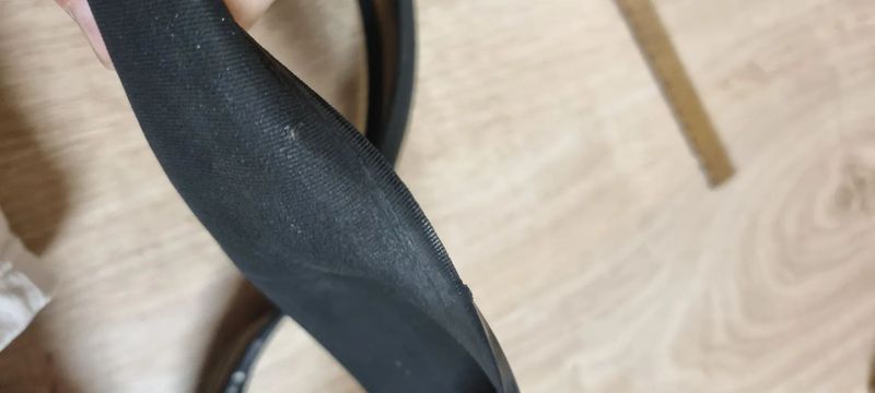 Nový plášť Pirelli P ZERO™ Race TLR Retro 622 x 28 (700x28C)