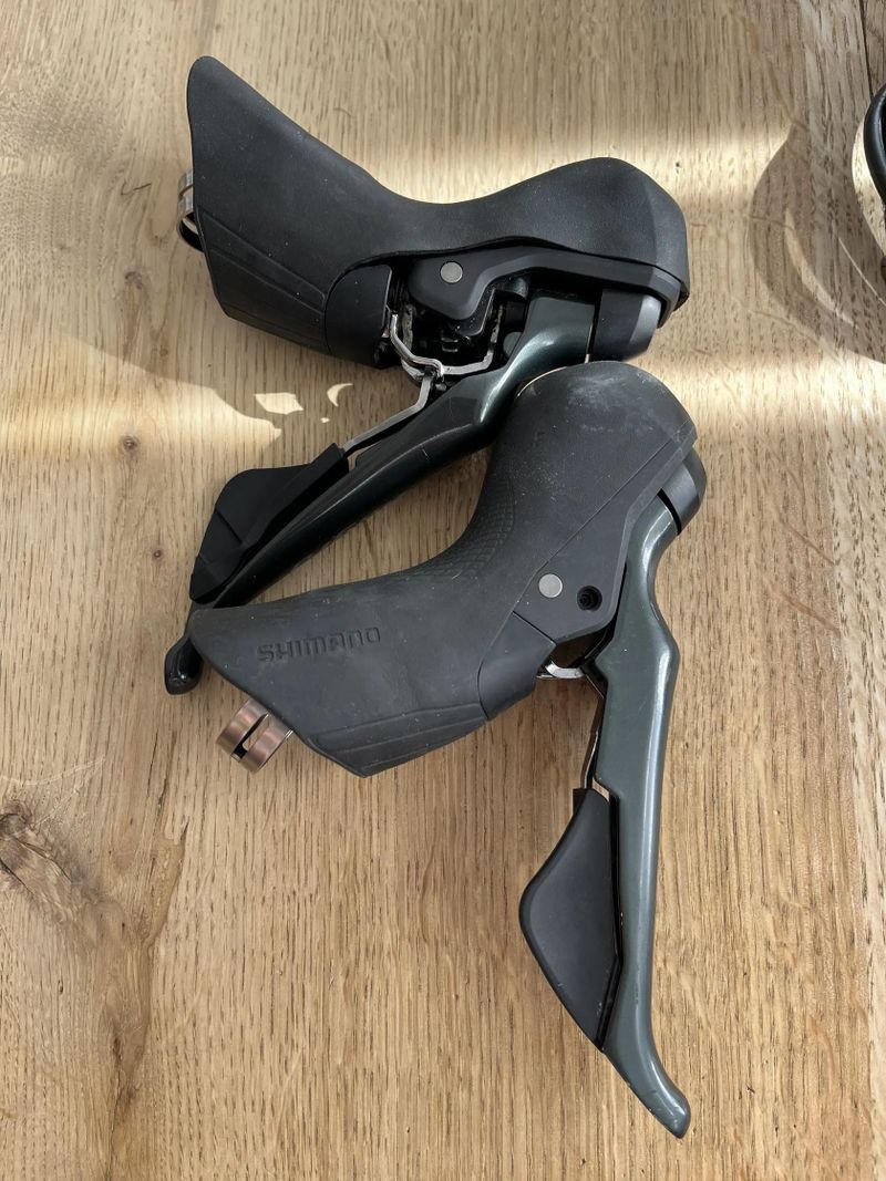 Silnični sada Shimano Tiagra 2x10 