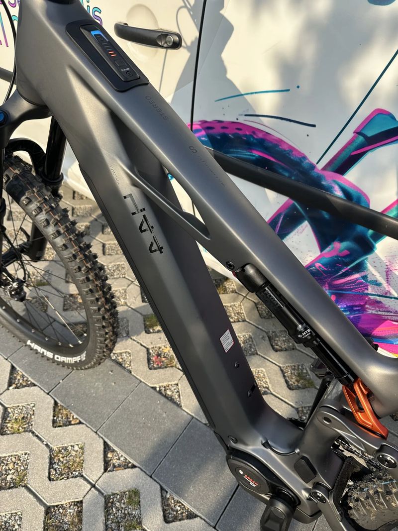 STEREO HYBRID ONE44 HPC SLX 800 Nové M