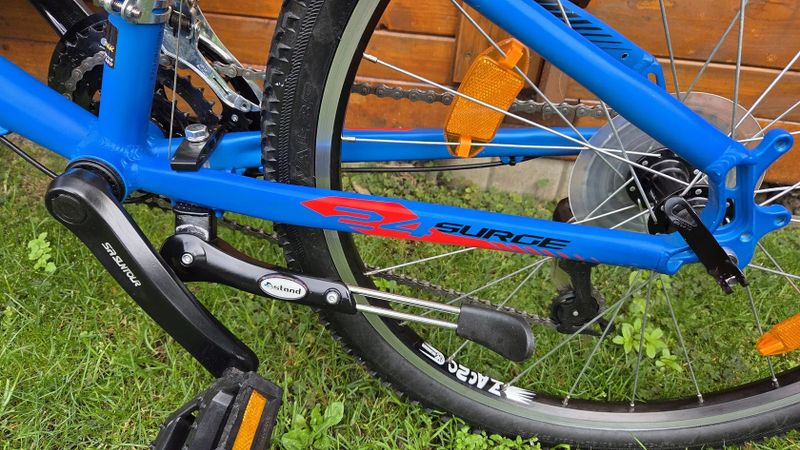 Prodám dětské horské kolo 24" Rock Machine Surge 7-12let jako NOVÉ nevyužité 