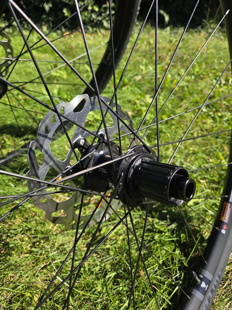 WTB ST i25 TCS a pneumatikami WTB Resolute TCS Light 700x42c, Shimano, Cannondale Wheel Sensor