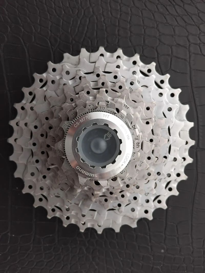 Kazeta Shimano DEORE XT 11-32