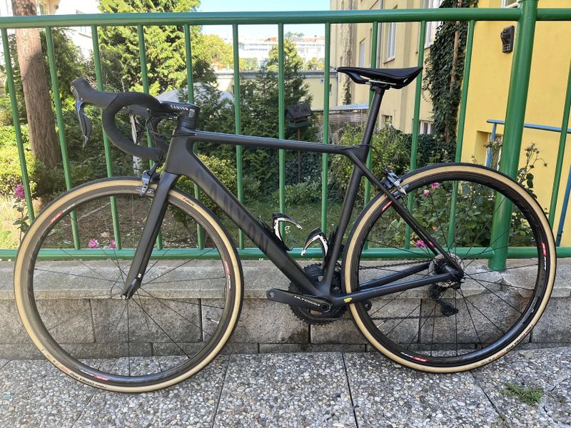 Canyon Ultimate CF LX 8