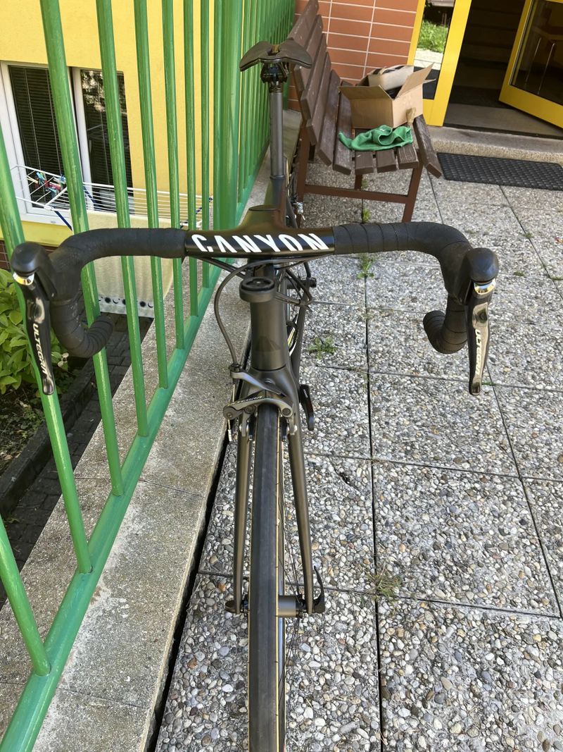 Canyon Ultimate CF LX 8