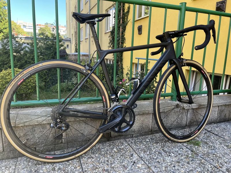 Canyon Ultimate CF LX 8