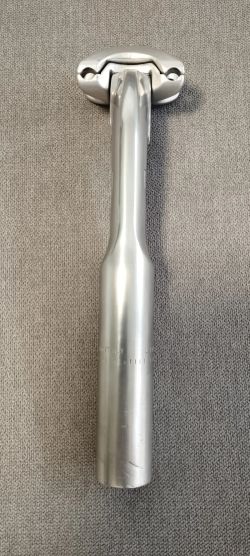 Prodám aero sedlovku Campagnolo 27.2mm