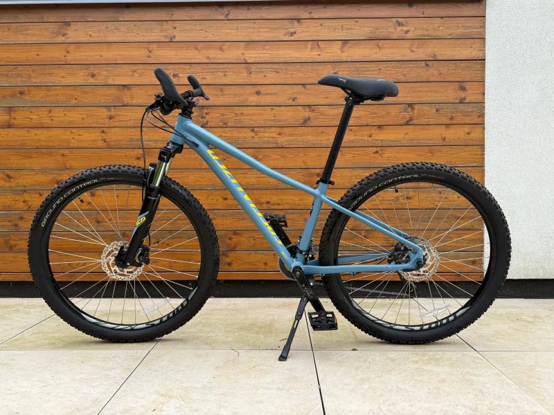 Specialized Pitch