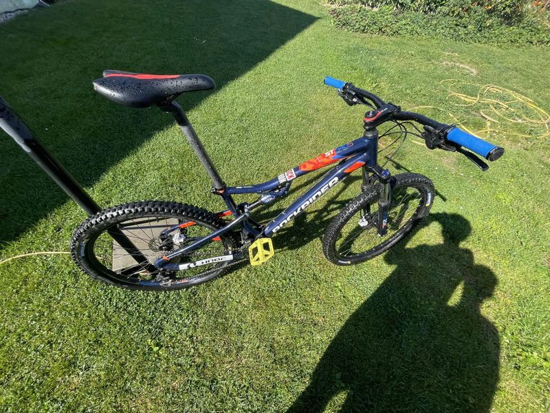 Rockrider ST540s