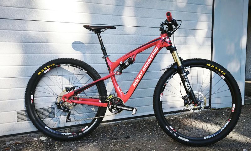 Rocky Mountain Instinct 950