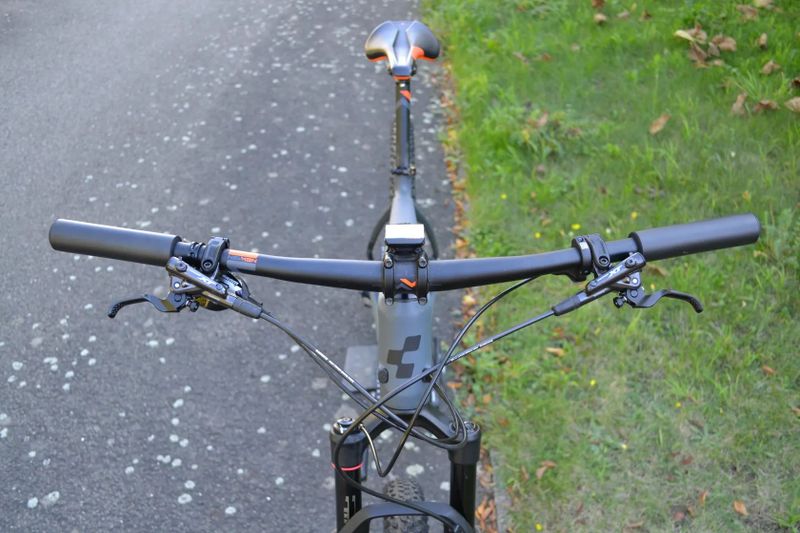 Cube Reaction C:62 Race Carbon´n´orange (21")